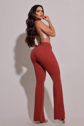 Calça Jeans Feminina Flare Modeladora Terracota